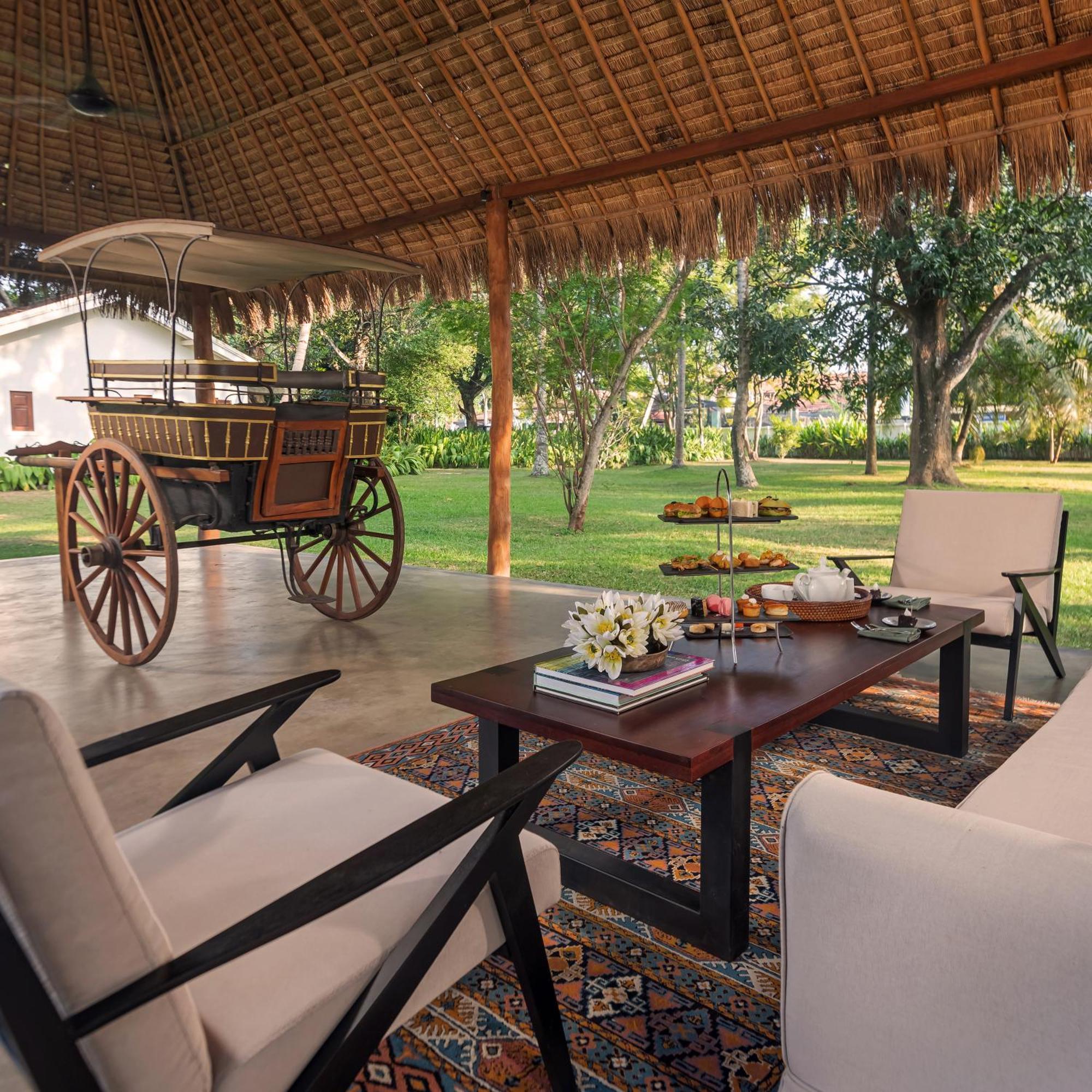 Uga Riva - Negombo Hotel Exterior foto