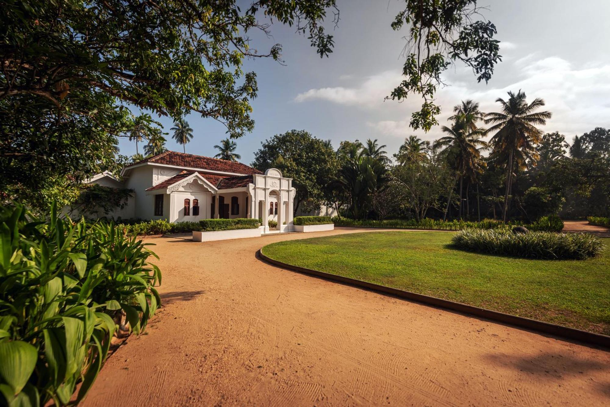 Uga Riva - Negombo Hotel Exterior foto
